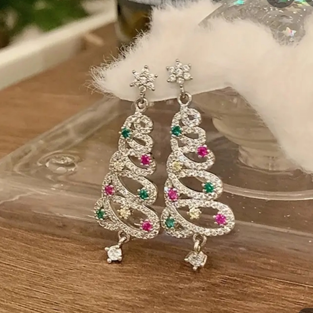 Sparkling Christmas Tree Rhinestone Earrings - Picture 4 of 4